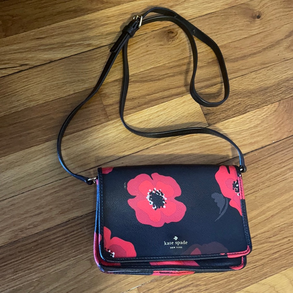 Kate Spade poppy print small purse